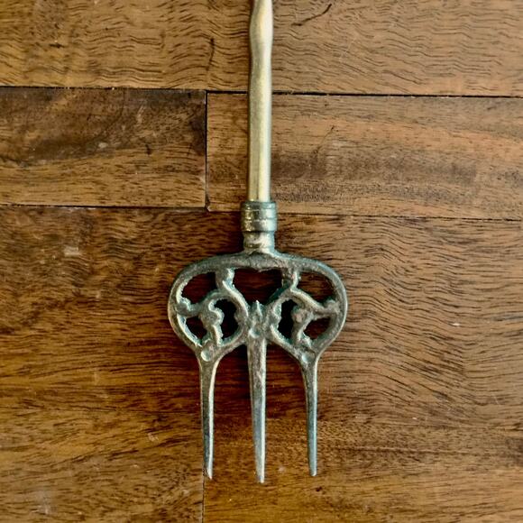 Vintage Brass Toasting Fork Cocker Spaniel Dog Fireplace Poker Tool 17.25" - Picture 3 of 6